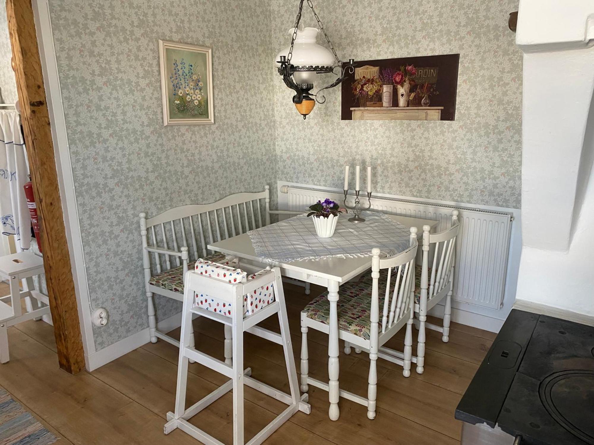 Stenbrottets Lillstuga Falköping Buitenkant foto