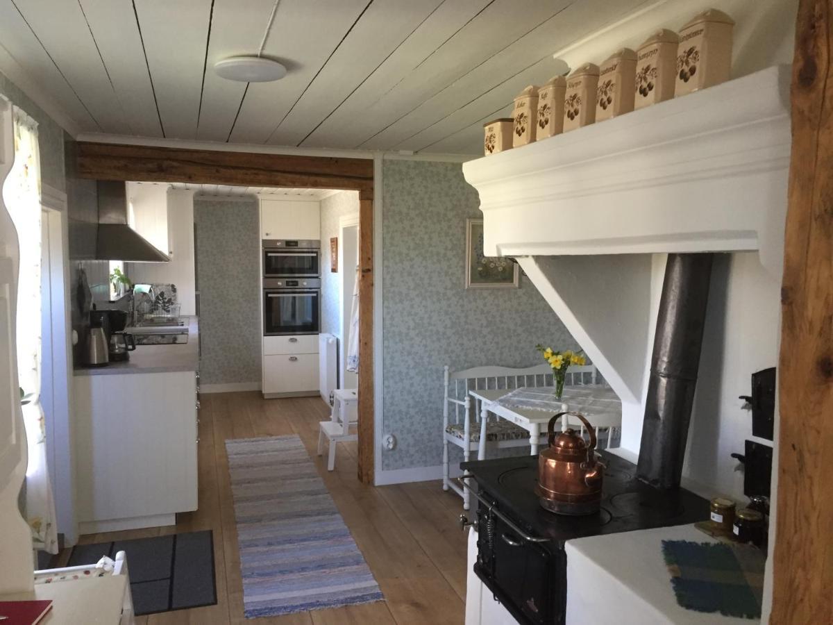 Stenbrottets Lillstuga Falköping Buitenkant foto